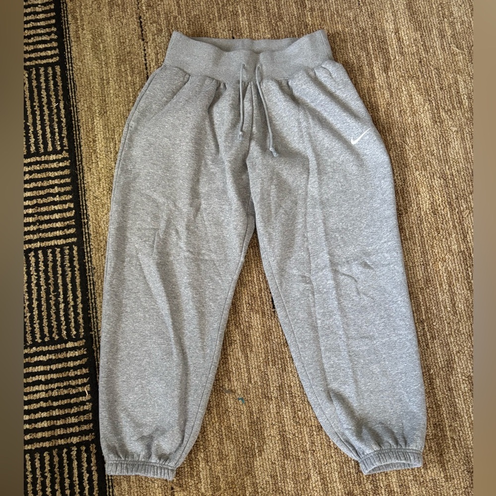 NIKE Phoenix High Waisted Sweatpants